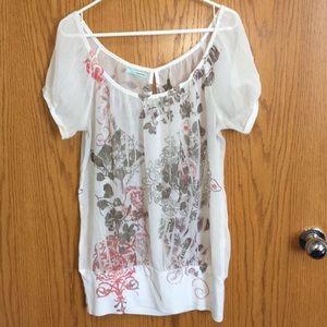 Maurices short sleeve blouse cream & pink